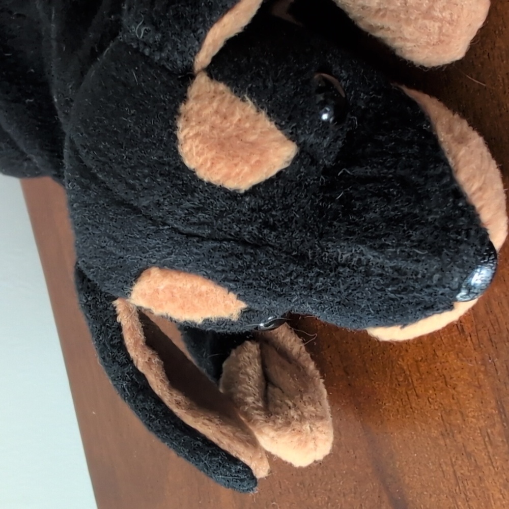 Beanie Baby 1996 Doby Stuffed Animal Vintage - Picture 3 of 7